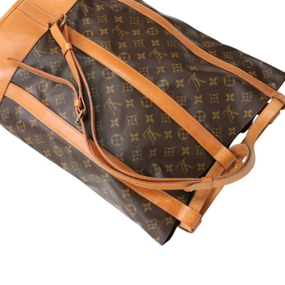 LOUIS VUITTON Brown Monogram Shoulder Bag - Picture 13 of 16